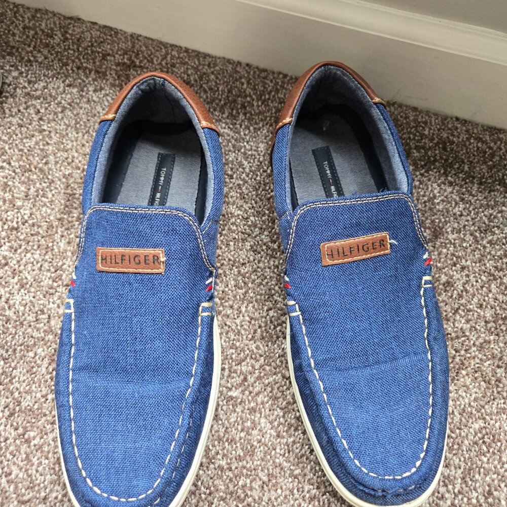 Shoes - Picture 3 of 5